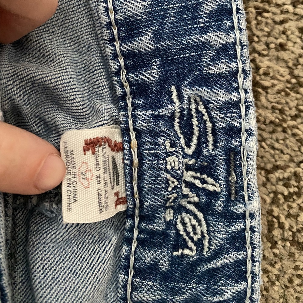 Silver Jeans - Picture 5 of 7